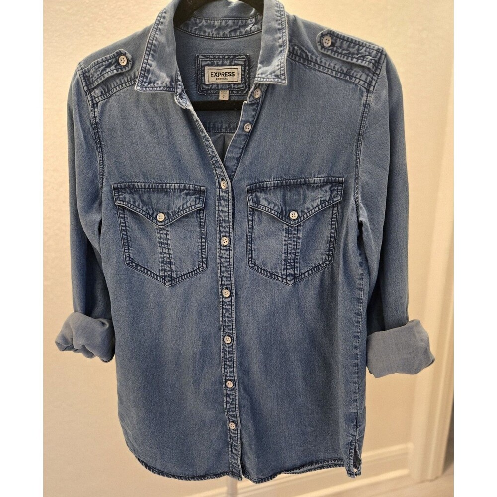 Express Boyfriend Chambray Denim Shirt Womens Medium Button Down Dark Blue